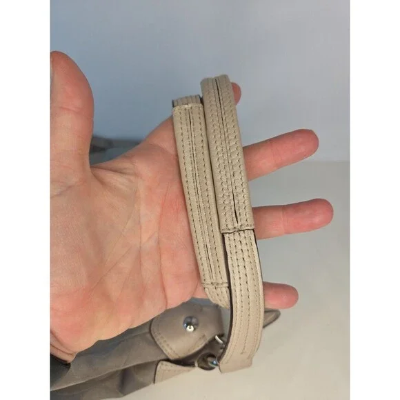 Coach Signature F20032 Biege Patchwork Leather INLD PWK HOBO Silvertone Hrdw - Picture 12 of 15